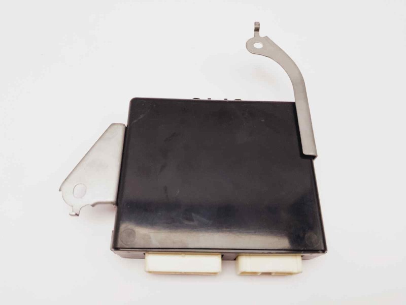 Recambio de modulo electronico para lexus rx 400h referencia OEM IAM 8922248040 41481410250 