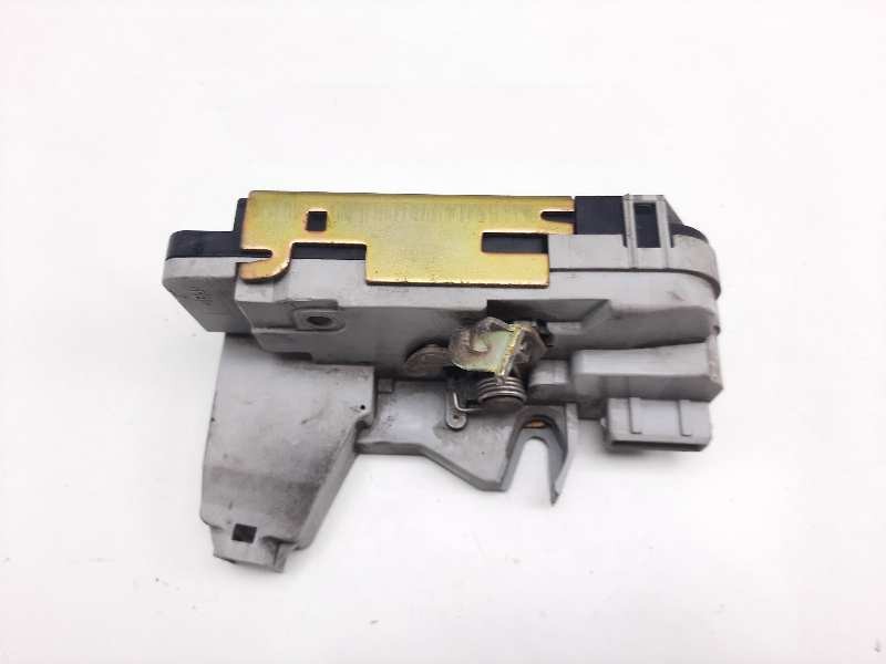 Recambio de cerradura puerta trasera derecha para peugeot 307 berlina (s2) xs referencia OEM IAM 9138C0  