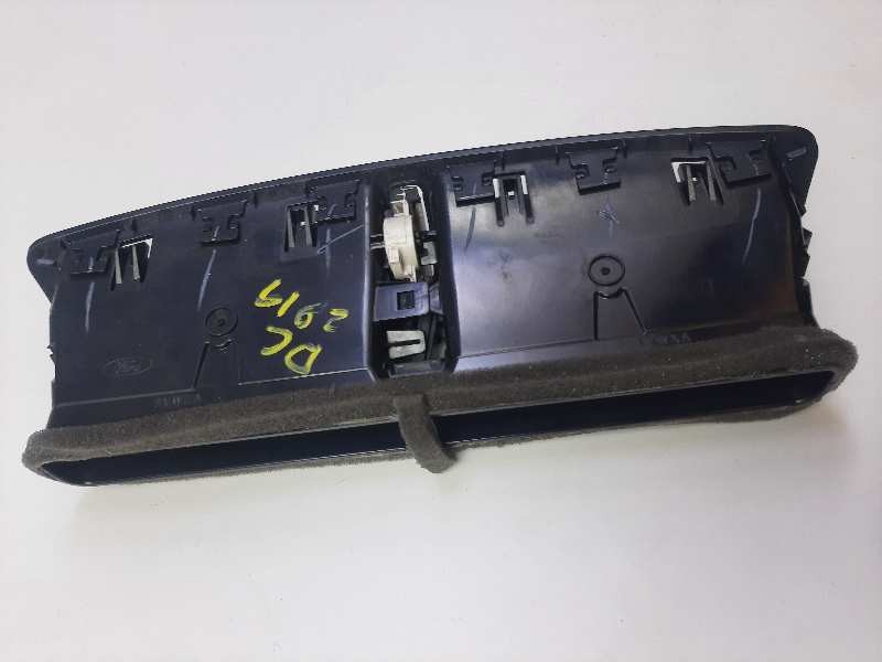 Recambio de rejilla aireadora para ford grand c-max titanium referencia OEM IAM 07468000 07468001 