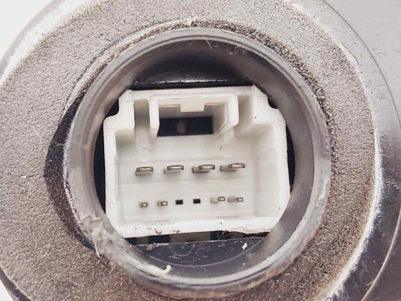 Recambio de cerradura puerta trasera derecha para lexus rx 400h referencia OEM IAM 6905060071  