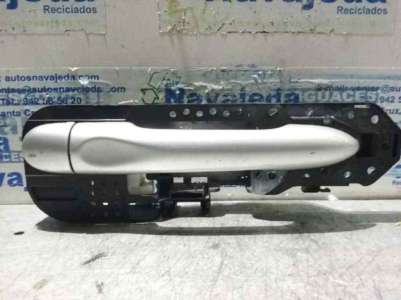 Recambio de maneta exterior delantera derecha para renault megane iii berlina 5 p referencia OEM IAM 806060041R GRIS 