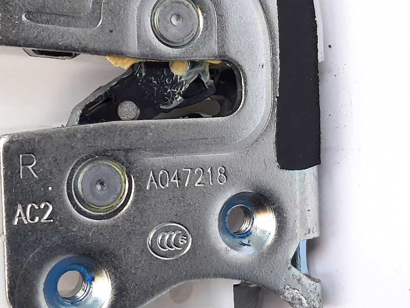 Recambio de cerradura puerta trasera derecha para mitsubishi asx plus 2wd referencia OEM IAM A047218  