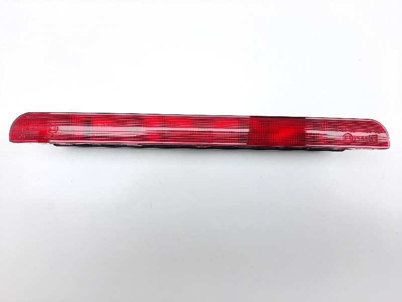 Recambio de luz central de freno para citroen c4 sedan collection referencia OEM IAM 9683337180  