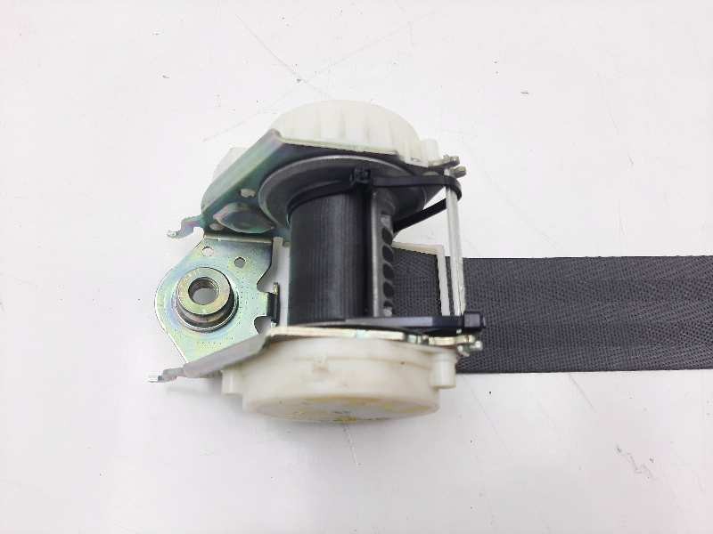 Recambio de cinturon seguridad trasero central para renault clio iii privilege referencia OEM IAM 33056057D 34006770 683944