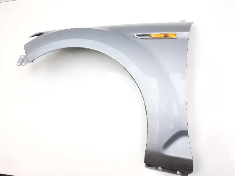 Recambio de aleta delantera izquierda para ford mondeo ber. (ca2) trend x referencia OEM IAM   