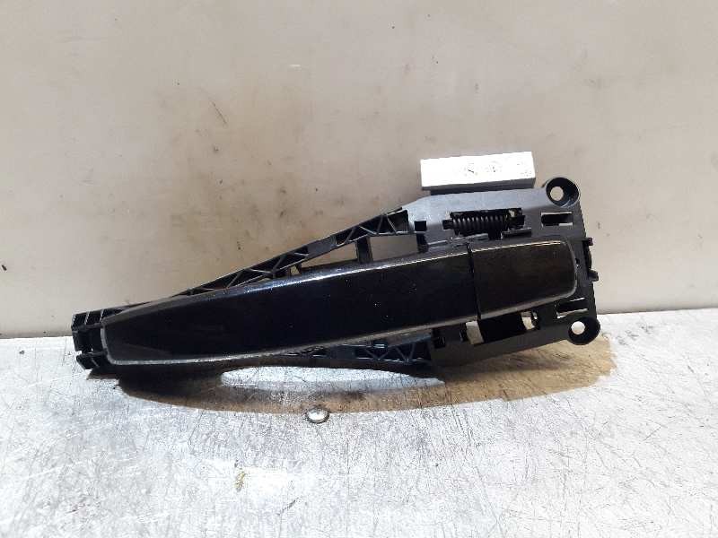 Recambio de maneta exterior trasera izquierda para opel insignia berlina selective referencia OEM IAM  NEGRO 