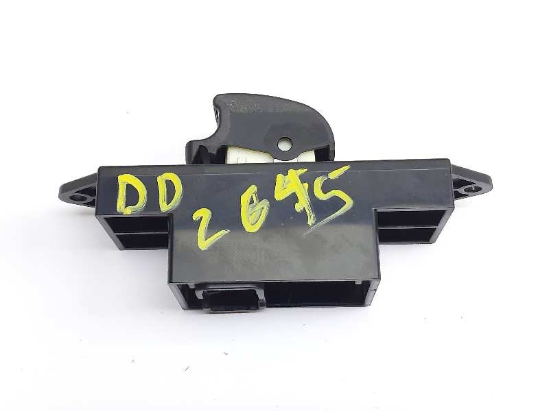 Recambio de mando elevalunas delantero derecho para mitsubishi asx plus 2wd referencia OEM IAM MR587944 C8DD411MB 