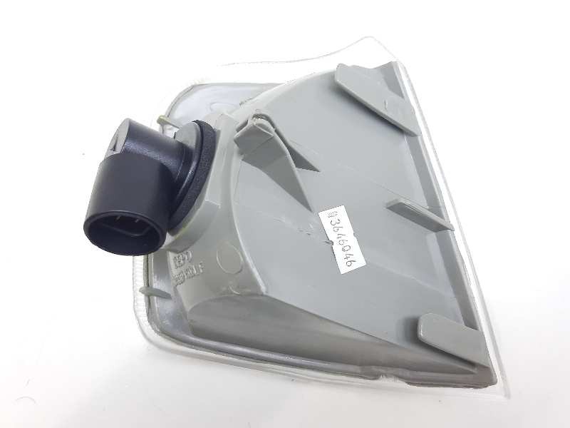 Recambio de piloto delantero izquierdo para peugeot 405 berlina referencia OEM IAM 14541581 630194 