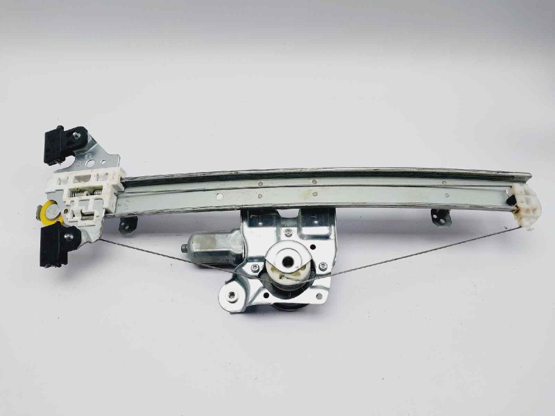 Recambio de elevalunas delantero izquierdo para nissan micra v (k14) k14 referencia OEM IAM 807305FA1A  