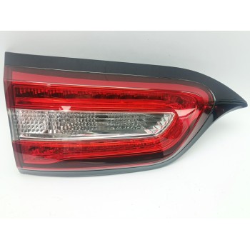 PILOTO TRASERO IZQUIERDO INTERIOR 68330345AA 