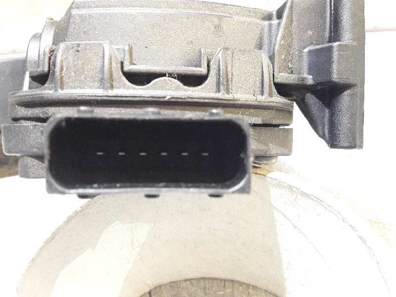 Recambio de potenciometro pedal para opel insignia berlina selective referencia OEM IAM 13237356  