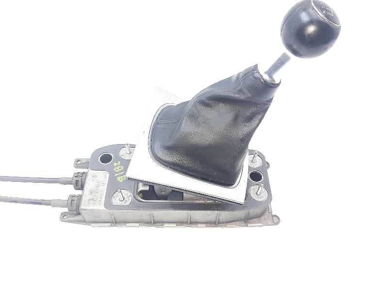 Recambio de palanca cambio para audi a3 (8p) 1.6 attraction referencia OEM IAM 1K0711061B  