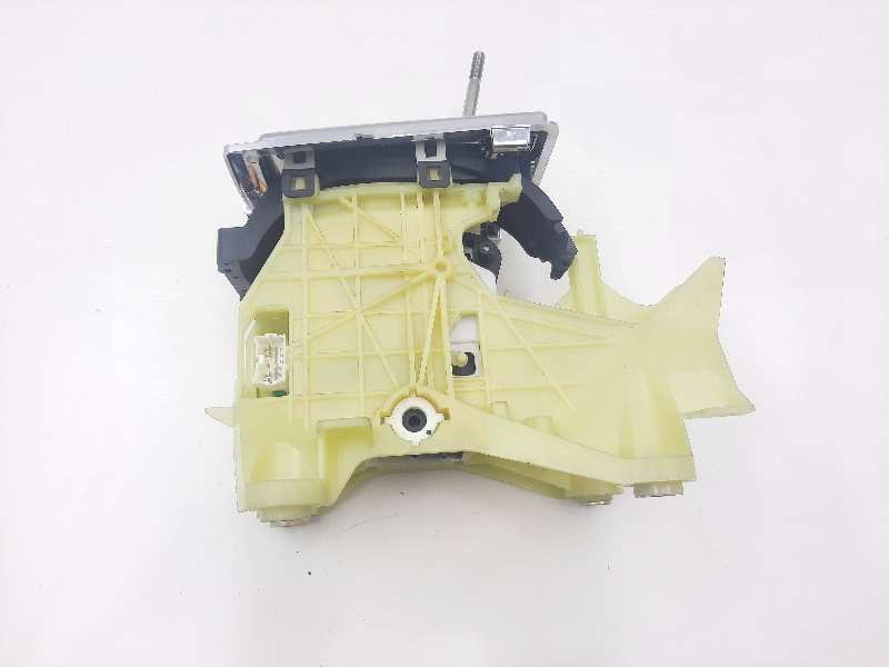 Recambio de palanca cambio para mitsubishi asx plus 2wd referencia OEM IAM 2400A645  2400A645