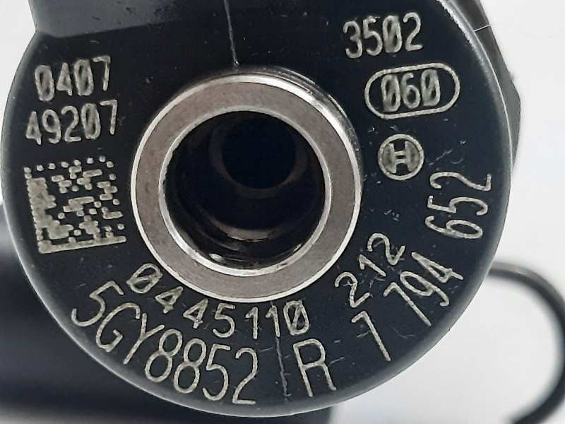 Recambio de inyector para bmw serie 5 berlina (e60) 525d referencia OEM IAM 0445110212 040749207 