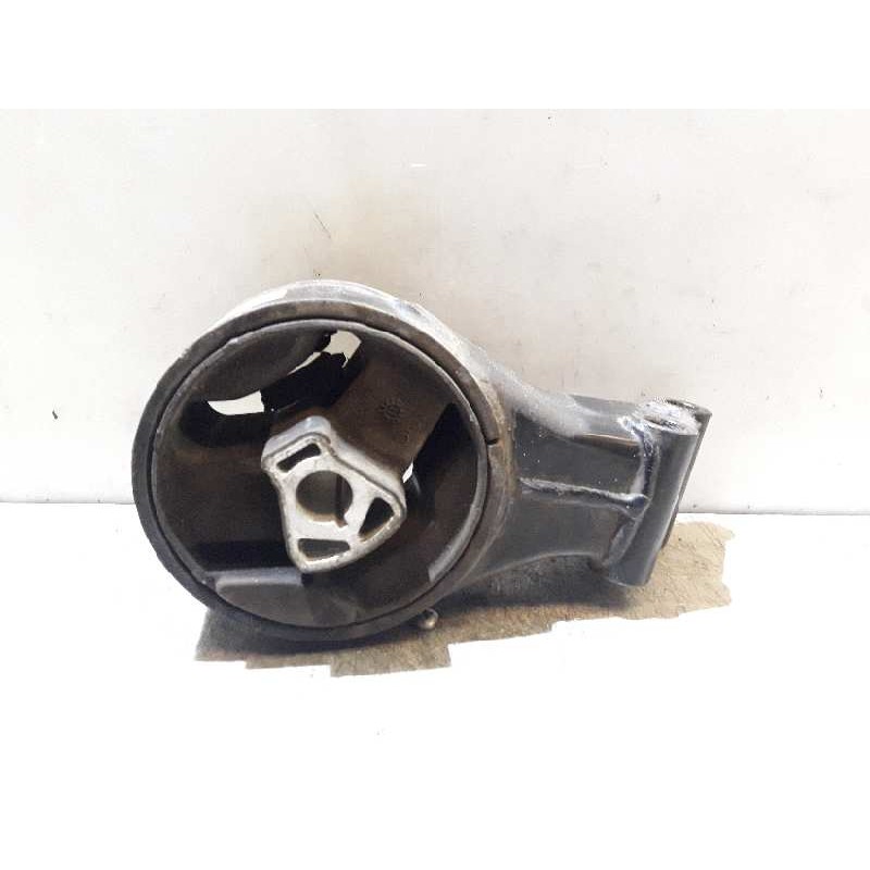 Recambio de soporte motor trasero para opel insignia berlina selective referencia OEM IAM 13228303  