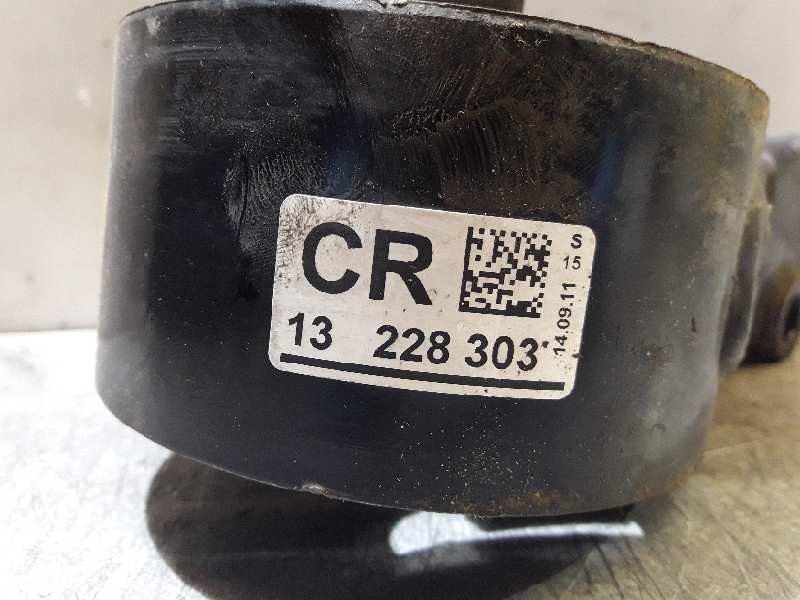 Recambio de soporte motor trasero para opel insignia berlina selective referencia OEM IAM 13228303  