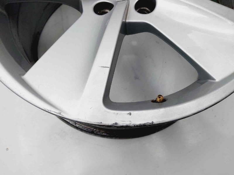 Recambio de llanta para seat leon (5f1) style referencia OEM IAM 5F0601025B  