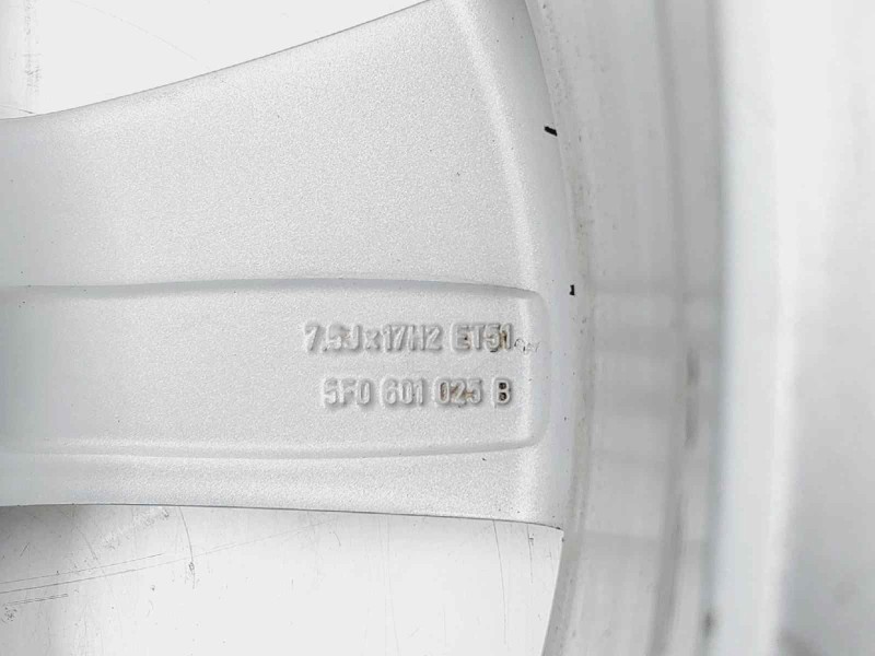 Recambio de llanta para seat leon (5f1) style referencia OEM IAM 5F0601025B  