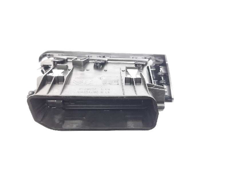 Recambio de rejilla aireadora para peugeot 308 allure referencia OEM IAM  1303818XZD 96778765