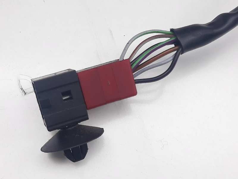 Recambio de retrovisor derecho para citroen nemo attraction referencia OEM IAM 735645071 4021000535 