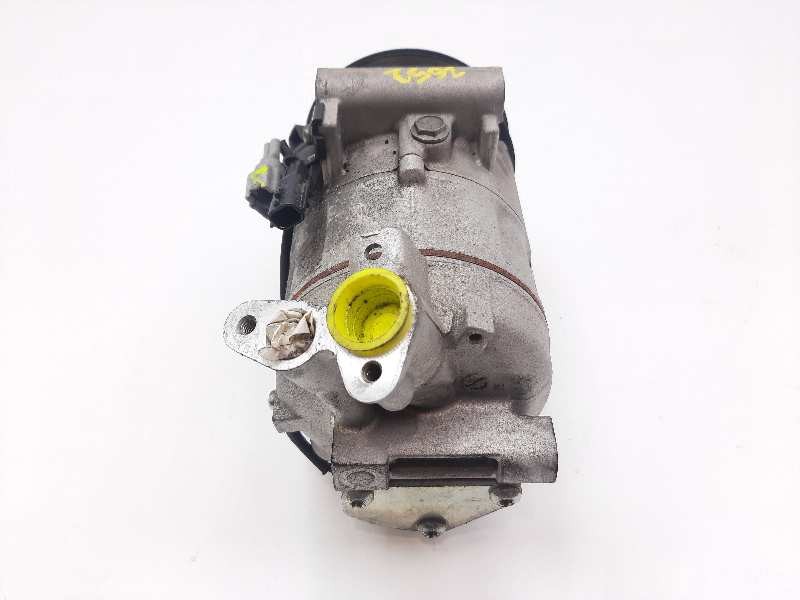 Recambio de compresor aire acondicionado para renault clio iv limited referencia OEM IAM 926000734R  
