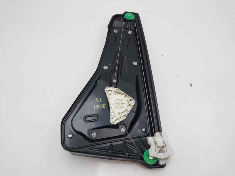 Recambio de elevalunas trasero izquierdo para land rover discovery v6 td se referencia OEM IAM CVH500130 962250100 