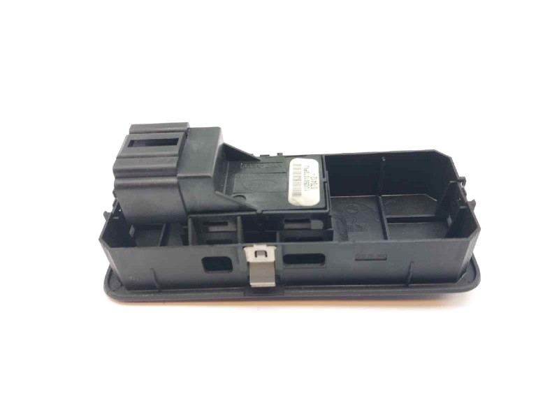 Recambio de mando elevalunas trasero derecho para land rover discovery v6 td se referencia OEM IAM YUD501070PVJ  