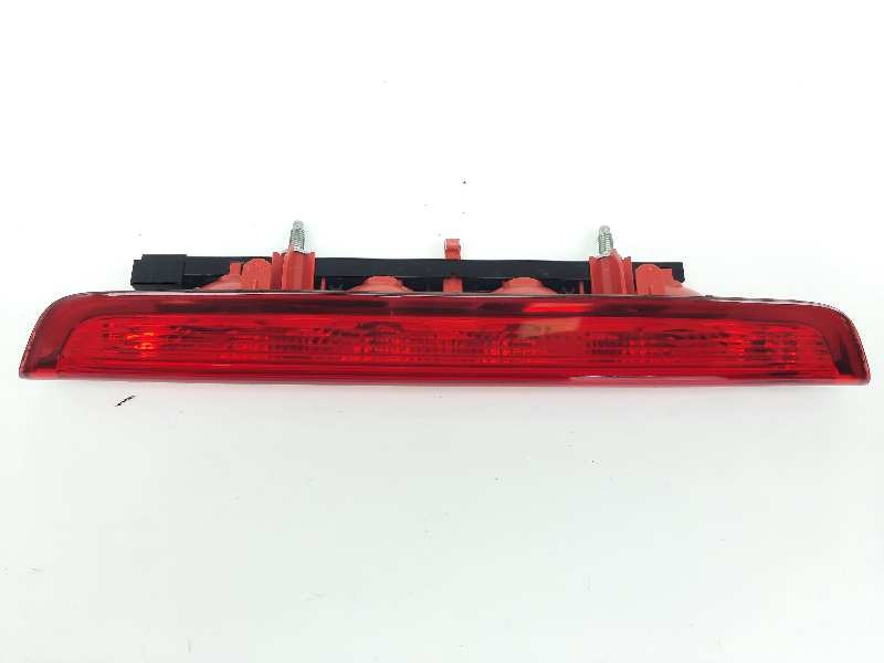 Recambio de luz central de freno para peugeot 308 confort referencia OEM IAM 9680426580 89071079 