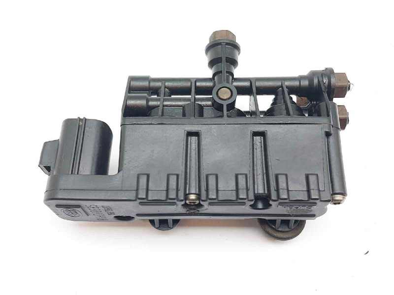 Recambio de valvula aire adicional para land rover discovery v6 td se referencia OEM IAM RVH000095  