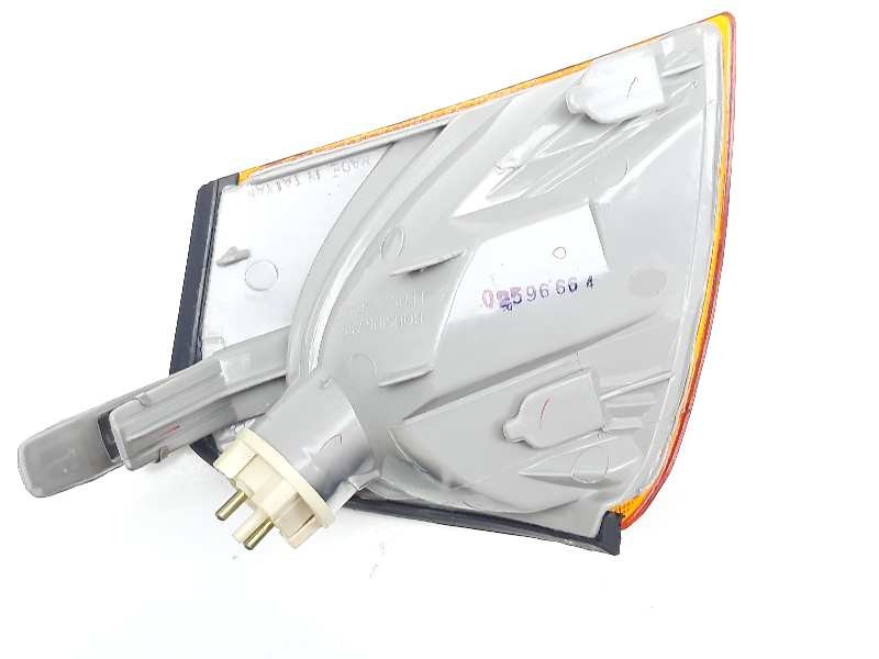 Recambio de piloto delantero derecho para mercedes clase c (w202) berlina referencia OEM IAM 14502042 2028260643 