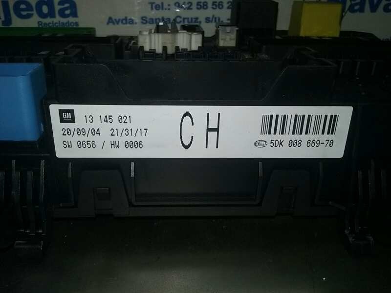 Recambio de caja reles / fusibles para opel astra g berlina 1.7 16v cdti cat (z 17 dtl / lrb) referencia OEM IAM 13145021 131450