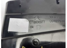 Recambio de rejilla aireadora para citroen c4 lim. seduction referencia OEM IAM 9676606977   2