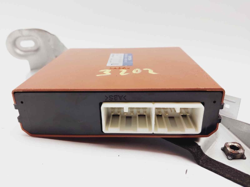 Recambio de modulo electronico para lexus rx 400h referencia OEM IAM 8865048141 1776004292 