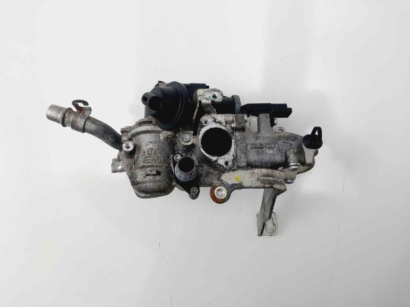 Recambio de valvula egr para peugeot 5008 premium referencia OEM IAM 5056390200  