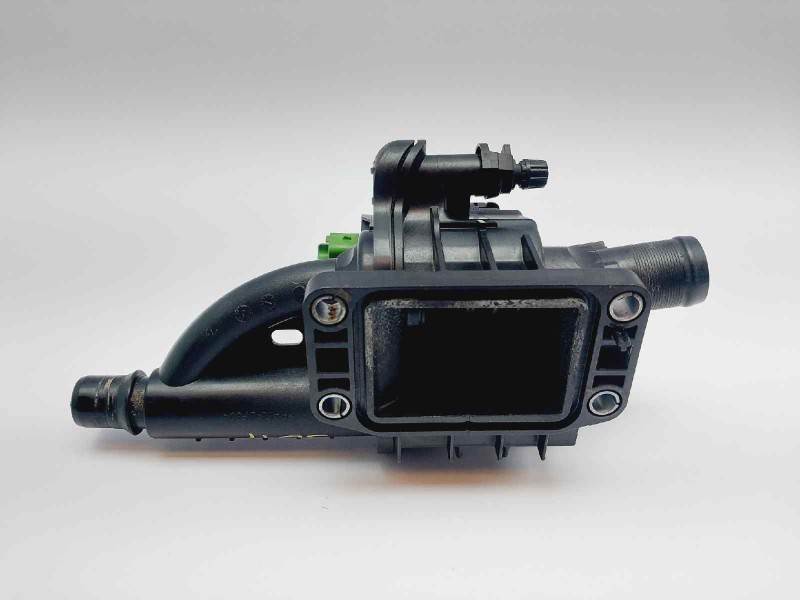 Recambio de termostato para peugeot 5008 premium referencia OEM IAM 9684588980  