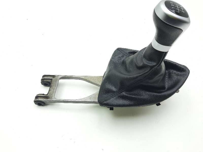 Recambio de palanca cambio para bmw serie 1 berlina (e81/e87) 116d referencia OEM IAM 25117566295 7572571 25117595326