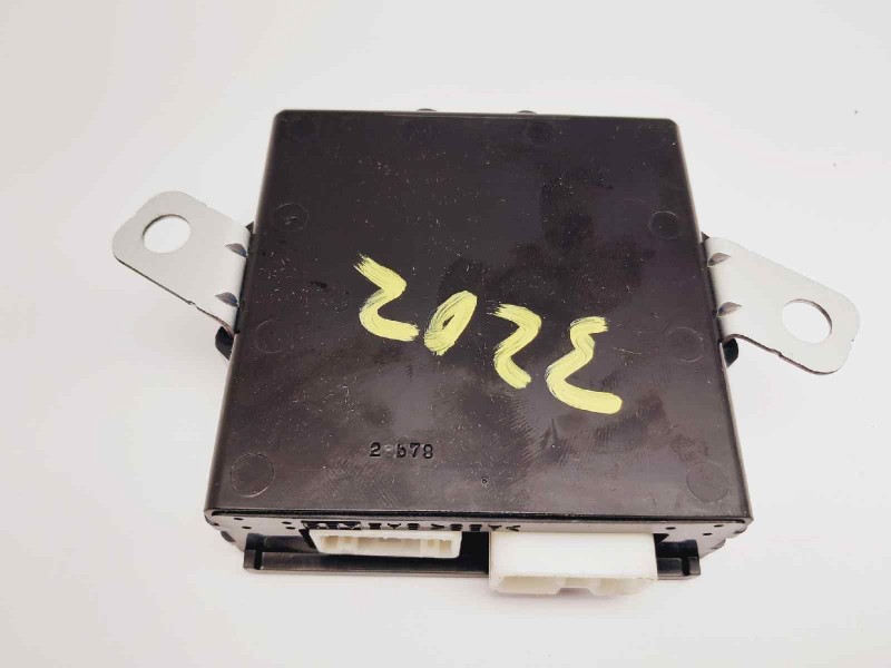 Recambio de modulo electronico para lexus rx 400h referencia OEM IAM 8943048040 615138000 