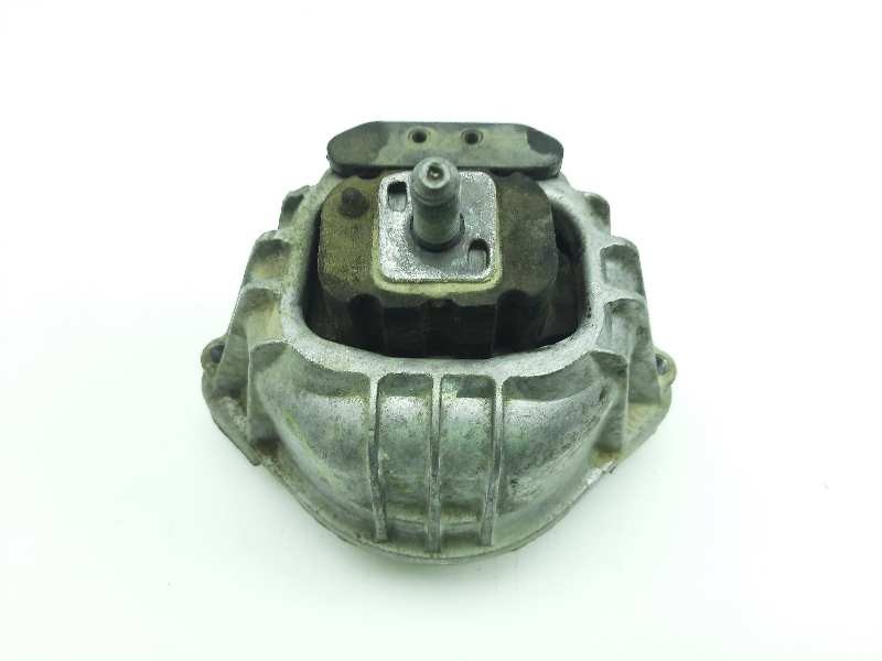 Recambio de soporte motor para bmw serie 1 berlina (e81/e87) 116d referencia OEM IAM 676879903  