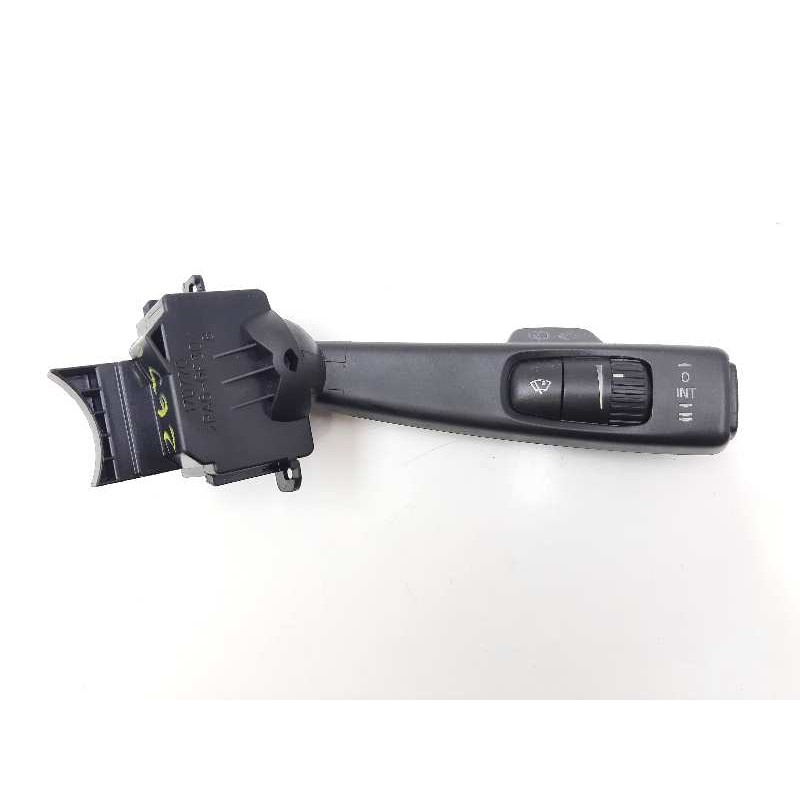 Recambio de mando limpia para volvo c30 2.0 d momentum referencia OEM IAM 17D770  