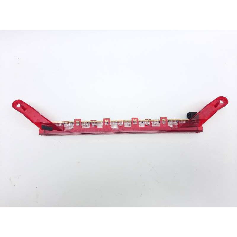 Recambio de luz central de freno para bmw serie 1 berlina (e81/e87) 116d referencia OEM IAM 63256924673 63256931397 2DA00895700