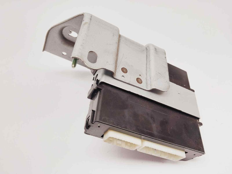 Recambio de modulo electronico para lexus rx 400h referencia OEM IAM 8994048051 0319001260 