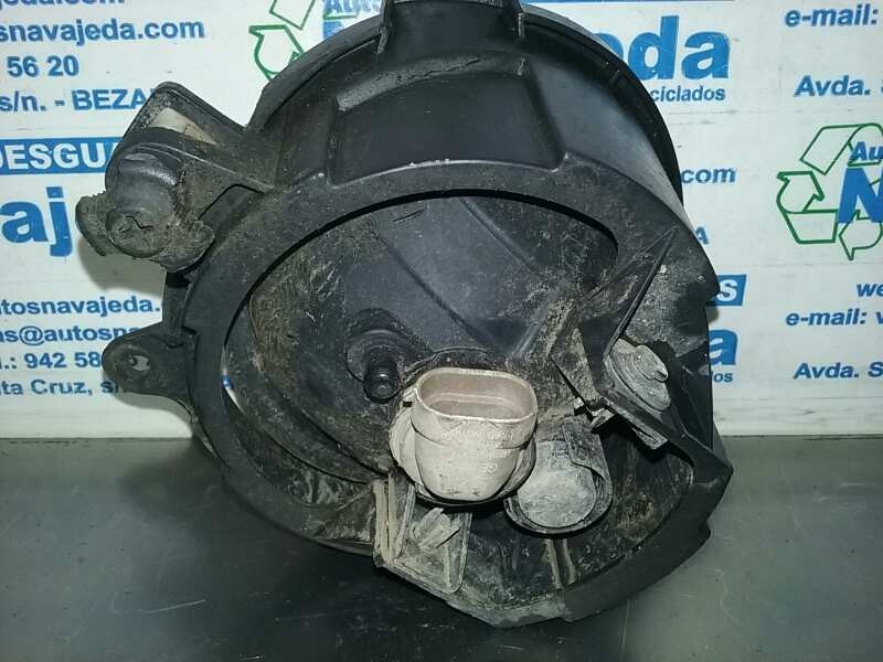 Recambio de faro antiniebla derecho para kia sorento 2.5 crdi ex referencia OEM IAM  DERECHO 