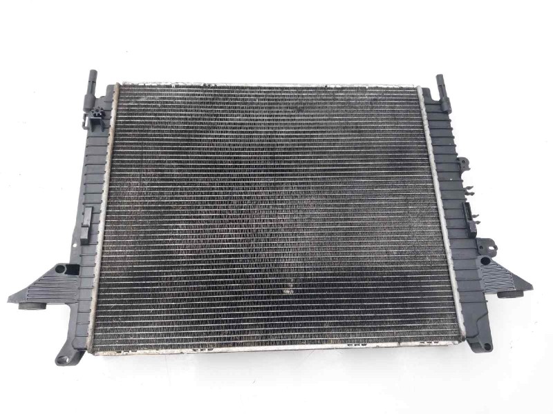Recambio de radiador agua para land rover discovery v6 td se referencia OEM IAM PCC500480  