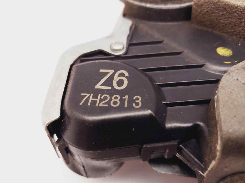 Recambio de cerradura puerta delantera izquierda para lexus rx 400h referencia OEM IAM 7H2813 6904048071 