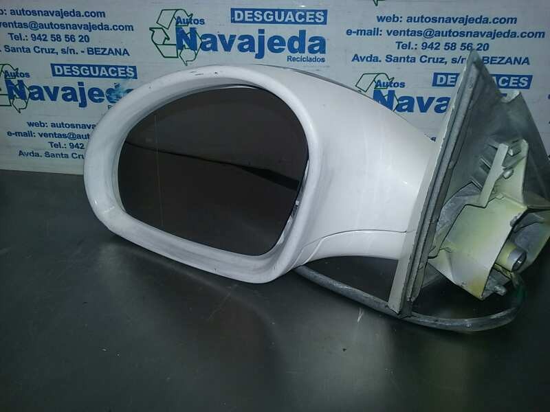 Recambio de retrovisor izquierdo para seat ibiza (6l1) referencia OEM IAM  ELECTRICO CARCASA GRIS. RESTO BLANCO