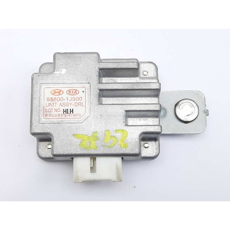 Recambio de modulo electronico para hyundai i20 city s referencia OEM IAM 958001J900  