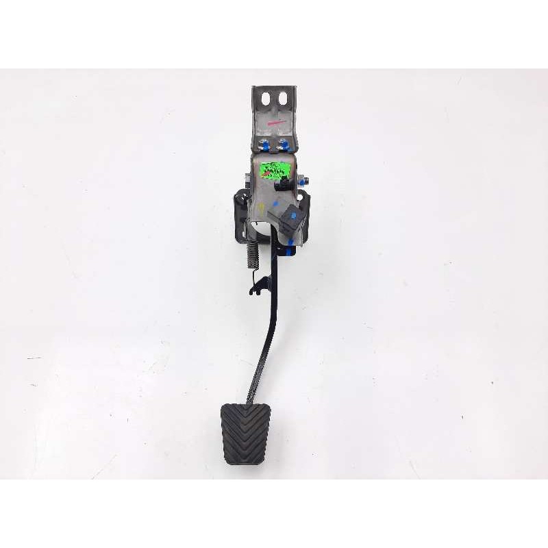 Recambio de pedal freno para hyundai i20 city s referencia OEM IAM 328001J110  