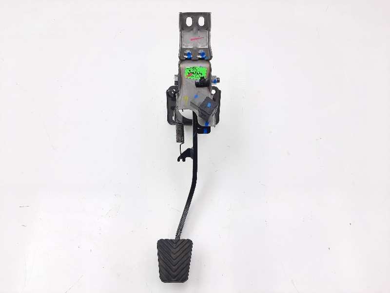 Recambio de pedal freno para hyundai i20 city s referencia OEM IAM 328001J110  