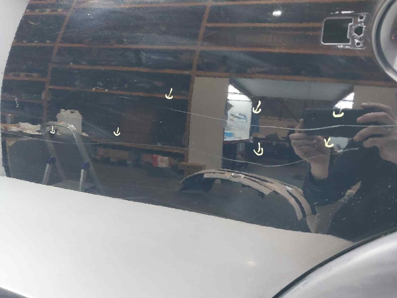 Recambio de puerta trasera izquierda para land rover discovery v6 td se referencia OEM IAM BFA780190  