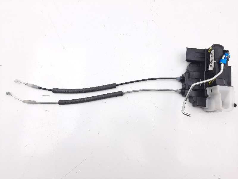 Recambio de cerradura puerta delantera derecha para hyundai i20 city s referencia OEM IAM 813201J030  